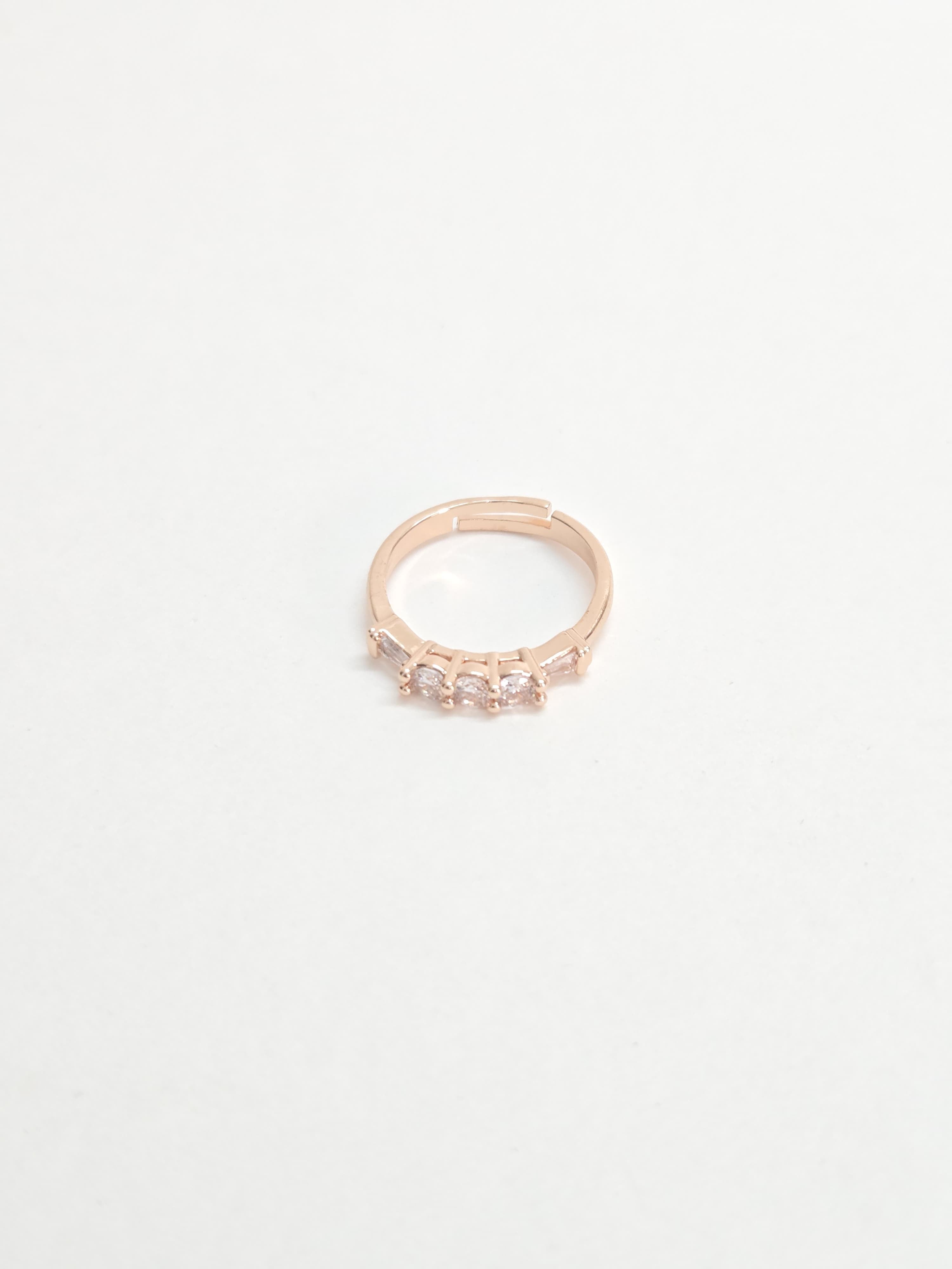 Eterna Glow Ring
