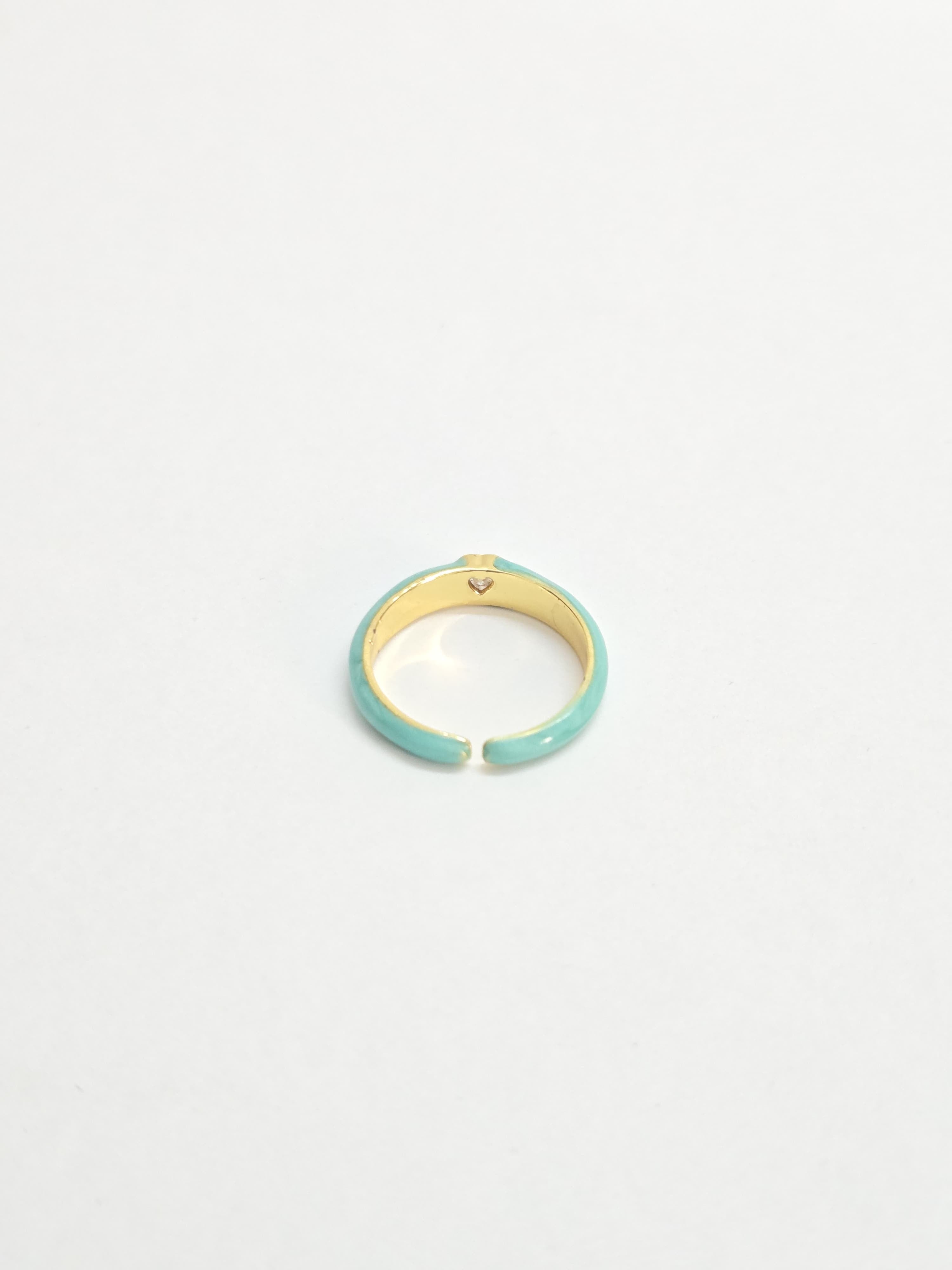Verdant Love Heart Ring