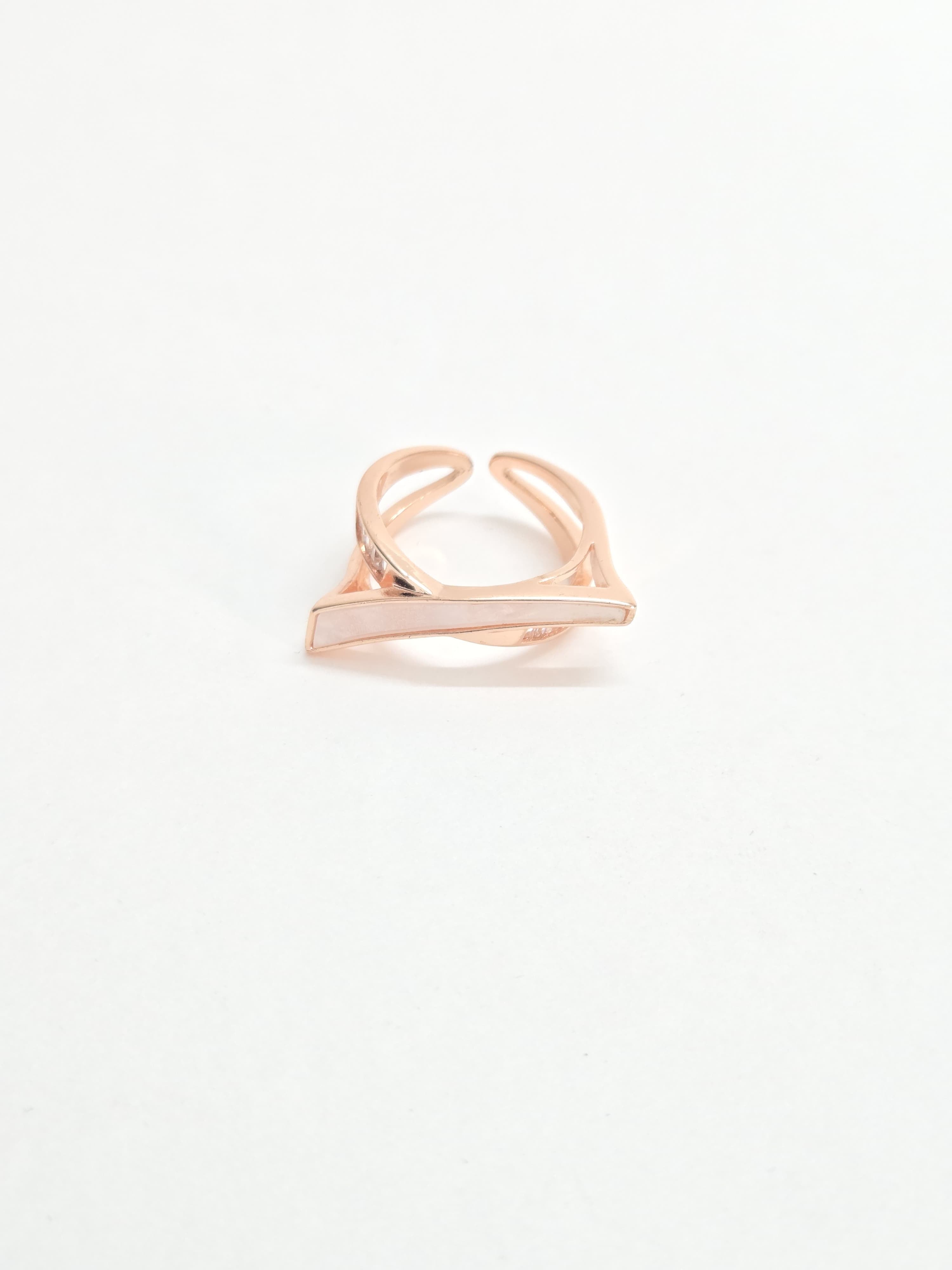 Aura Curve Ring