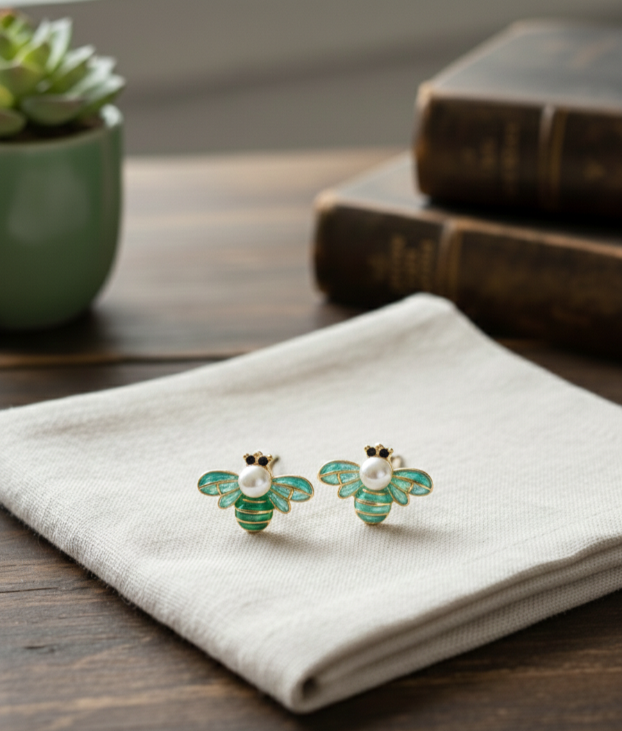 Bloom Bee Stud Earrings
