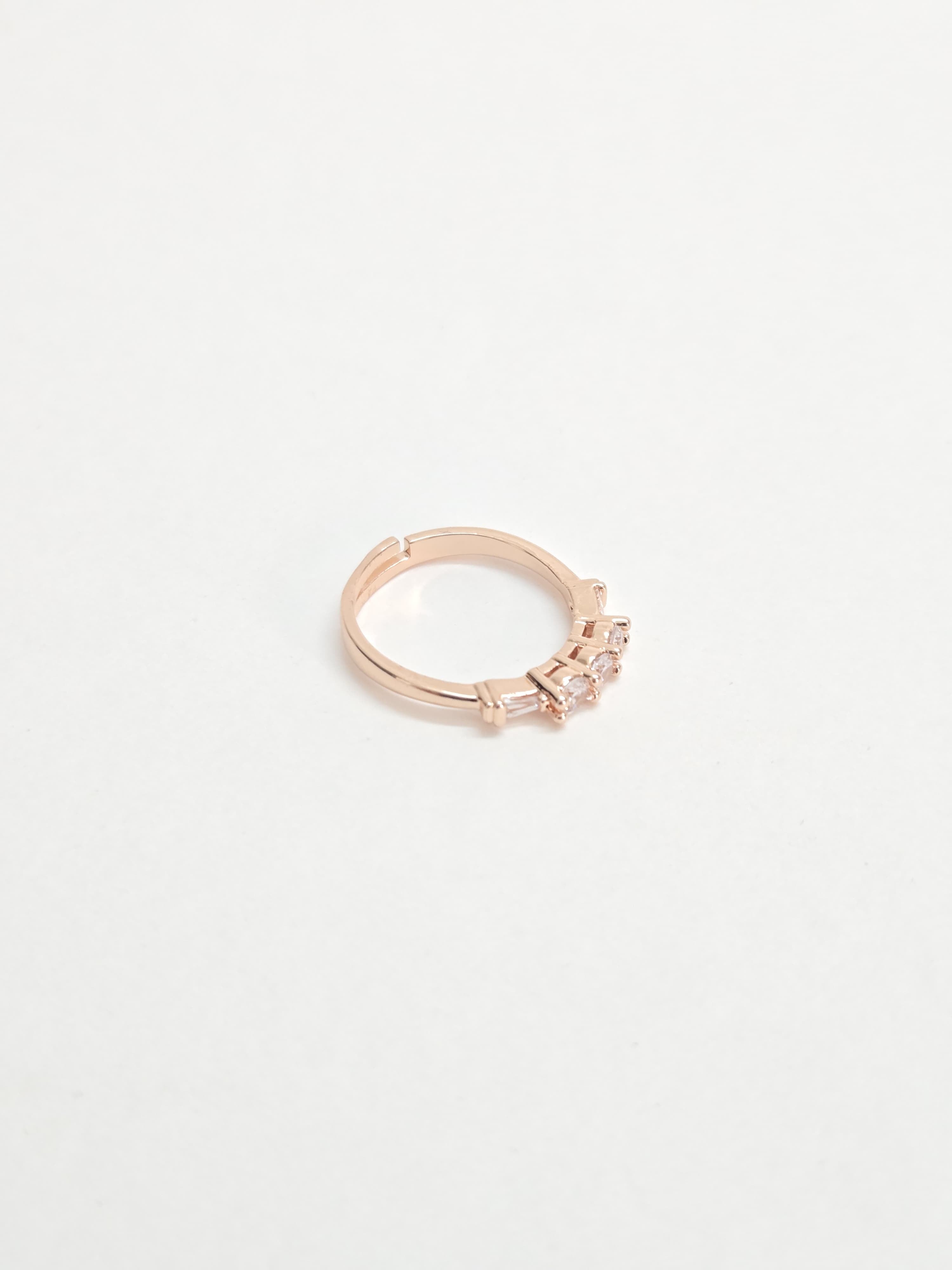 Eterna Glow Ring