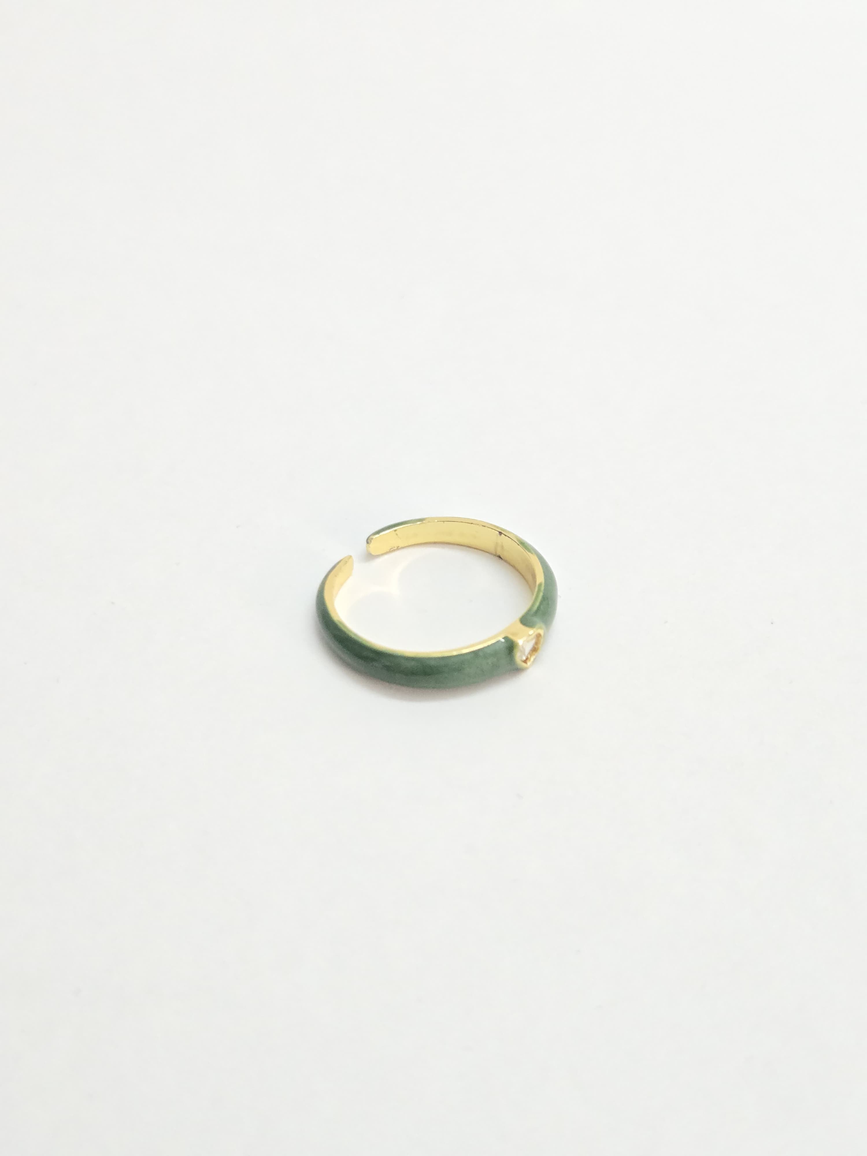 Verdant Love Heart Ring